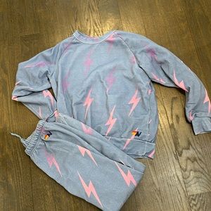 Blue and pink aviator nation set